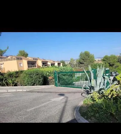 Apartment Le Cocooning - Raphael - Wi-fi - Piscine
